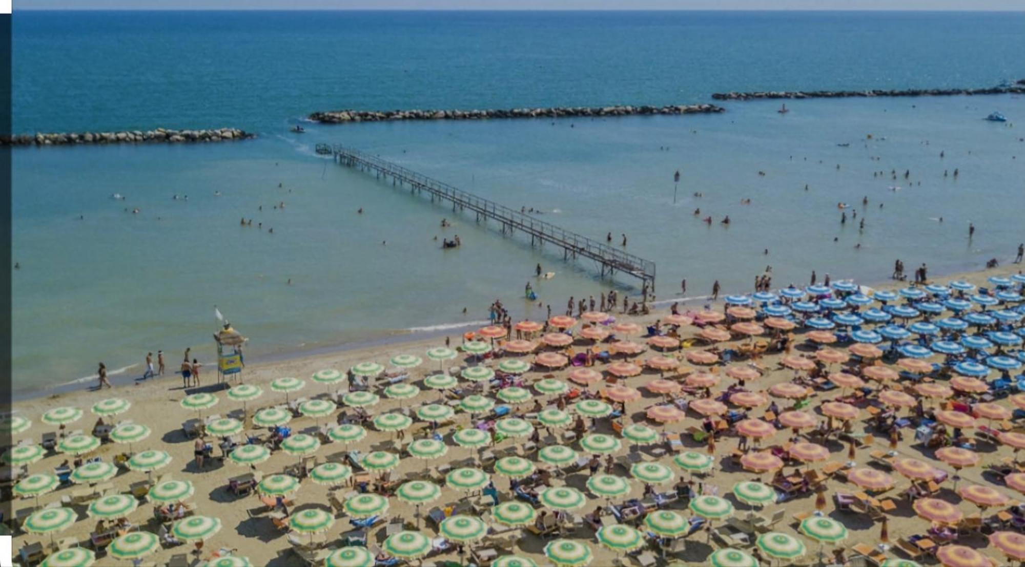 Hotel Kursaal Bellaria-Igea Marina Buitenkant foto