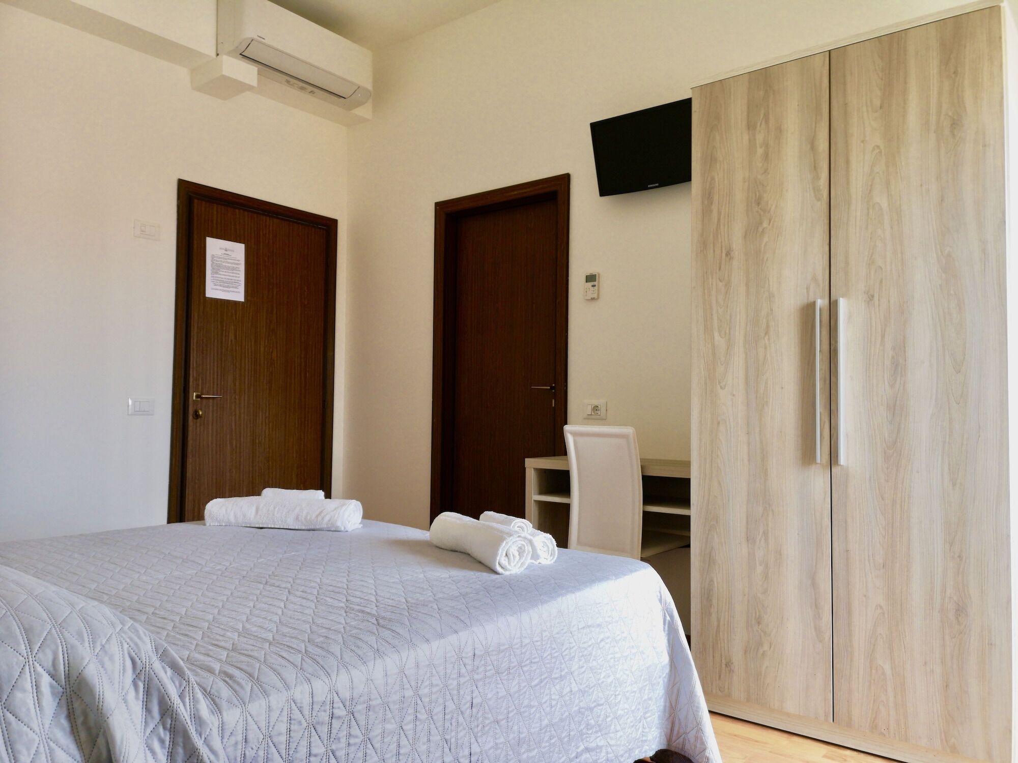Hotel Kursaal Bellaria-Igea Marina Buitenkant foto